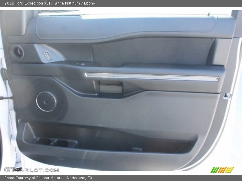 White Platinum / Ebony 2018 Ford Expedition XLT