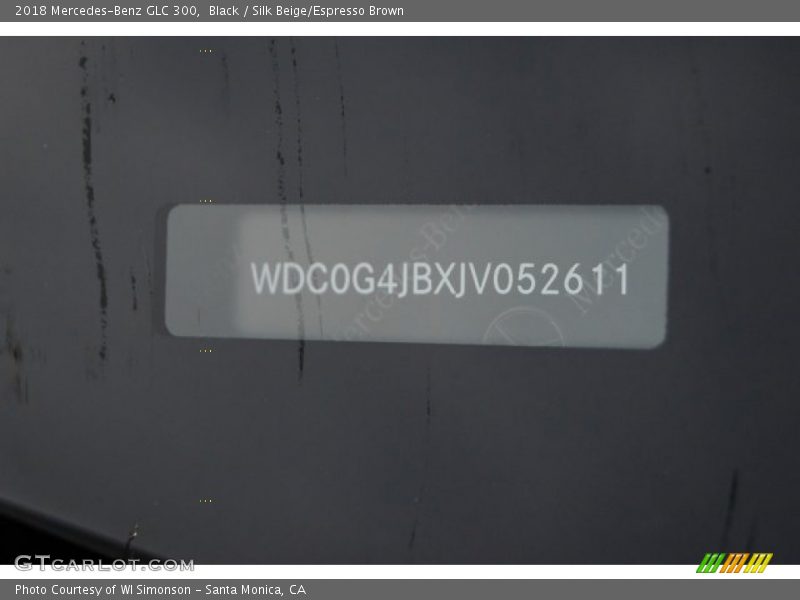 Black / Silk Beige/Espresso Brown 2018 Mercedes-Benz GLC 300