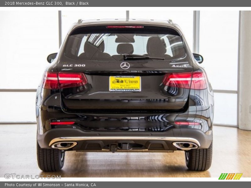 Black / Black 2018 Mercedes-Benz GLC 300