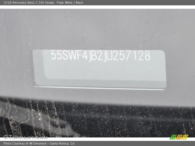 Polar White / Black 2018 Mercedes-Benz C 300 Sedan