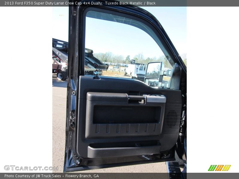 Tuxedo Black Metallic / Black 2013 Ford F350 Super Duty Lariat Crew Cab 4x4 Dually