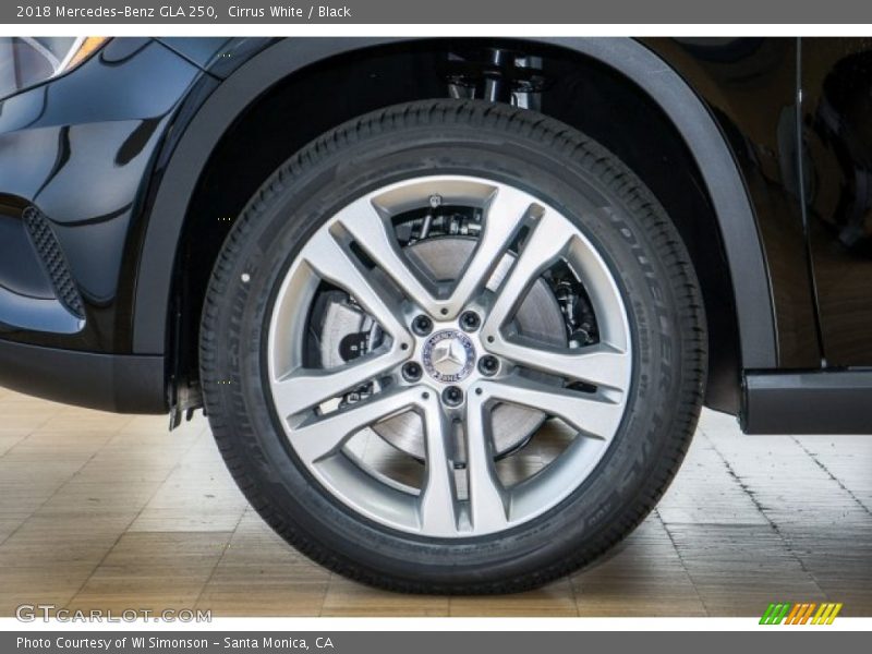 Cirrus White / Black 2018 Mercedes-Benz GLA 250