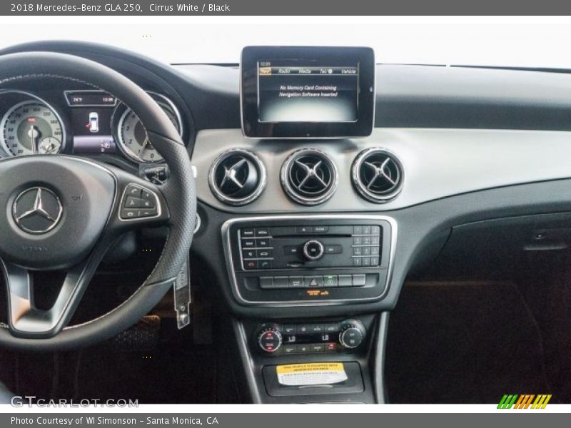 Cirrus White / Black 2018 Mercedes-Benz GLA 250