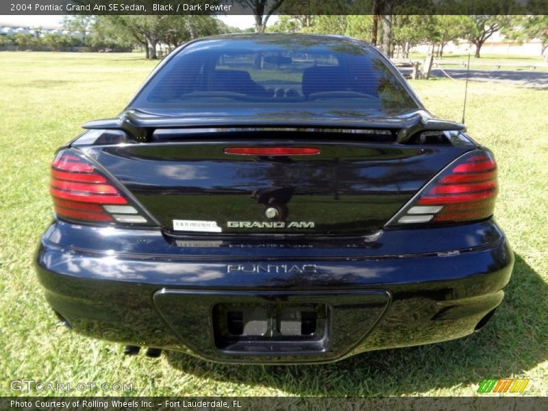 Black / Dark Pewter 2004 Pontiac Grand Am SE Sedan