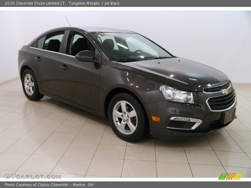 Tungsten Metallic / Jet Black 2016 Chevrolet Cruze Limited LT