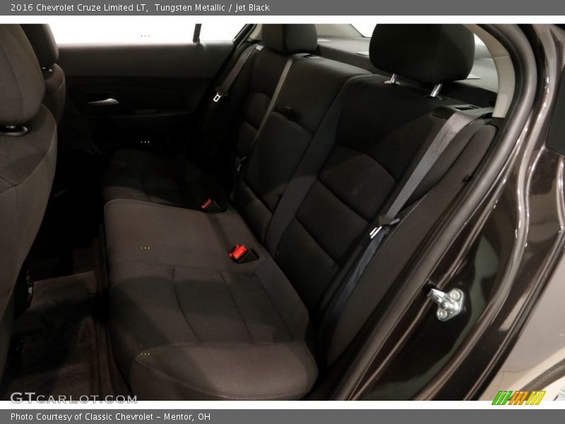 Tungsten Metallic / Jet Black 2016 Chevrolet Cruze Limited LT