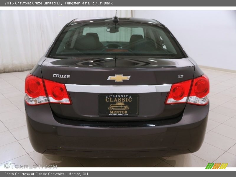 Tungsten Metallic / Jet Black 2016 Chevrolet Cruze Limited LT