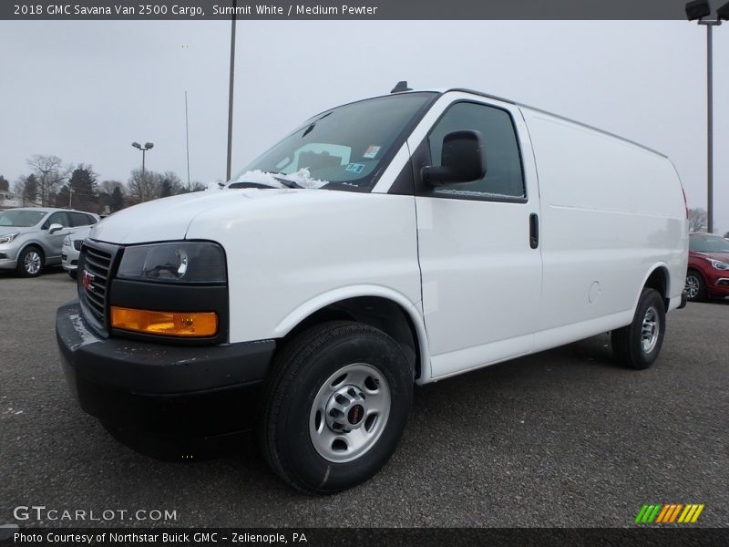Front 3/4 View of 2018 Savana Van 2500 Cargo