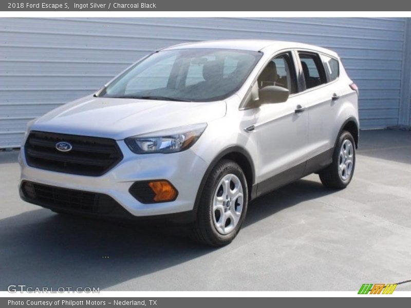 Ingot Silver / Charcoal Black 2018 Ford Escape S