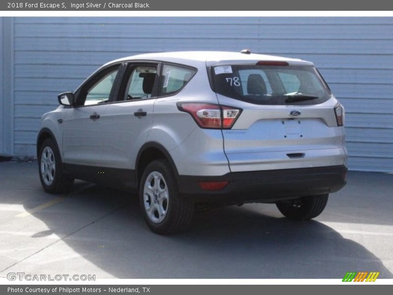 Ingot Silver / Charcoal Black 2018 Ford Escape S