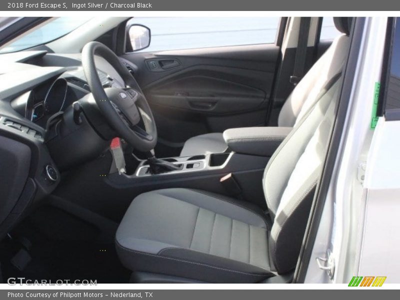 Ingot Silver / Charcoal Black 2018 Ford Escape S