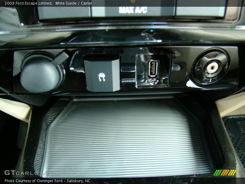 White Suede / Camel 2009 Ford Escape Limited