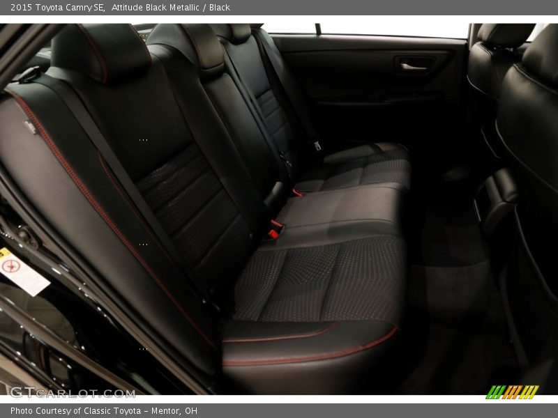 Attitude Black Metallic / Black 2015 Toyota Camry SE