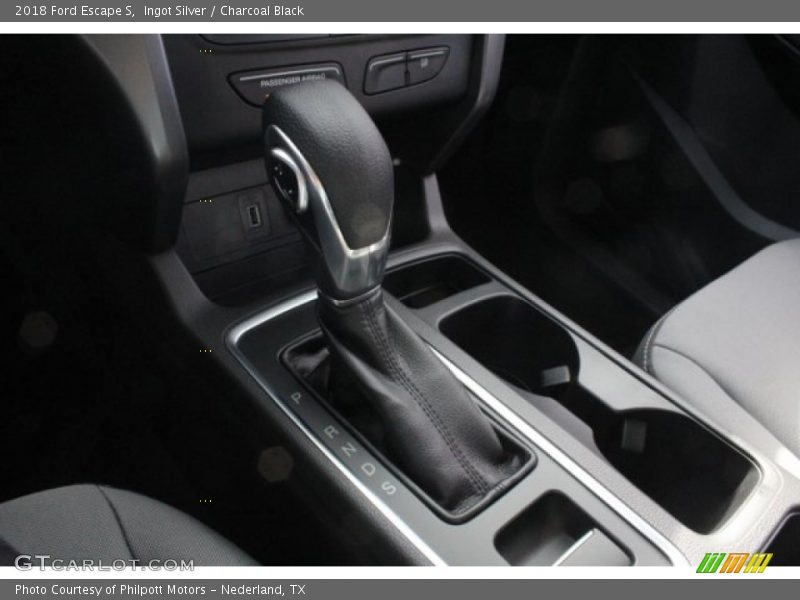 Ingot Silver / Charcoal Black 2018 Ford Escape S