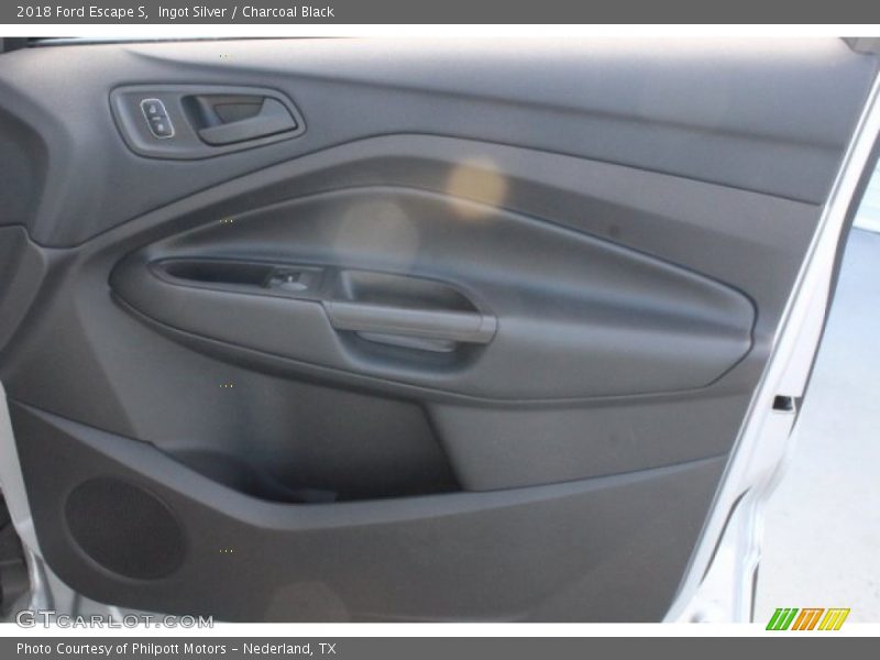 Ingot Silver / Charcoal Black 2018 Ford Escape S