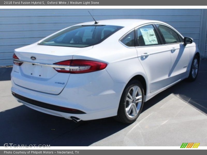 Oxford White / Medium Light Stone 2018 Ford Fusion Hybrid S