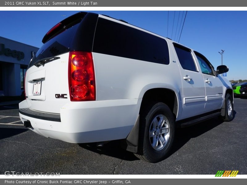 Summit White / Light Tan 2011 GMC Yukon XL SLT