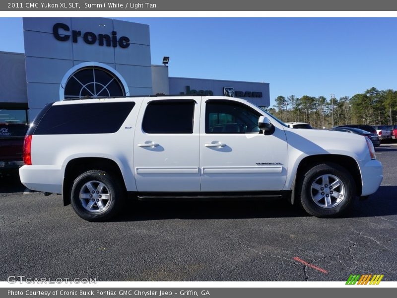 Summit White / Light Tan 2011 GMC Yukon XL SLT