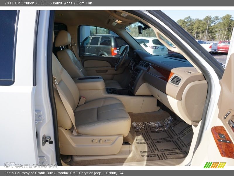 Summit White / Light Tan 2011 GMC Yukon XL SLT