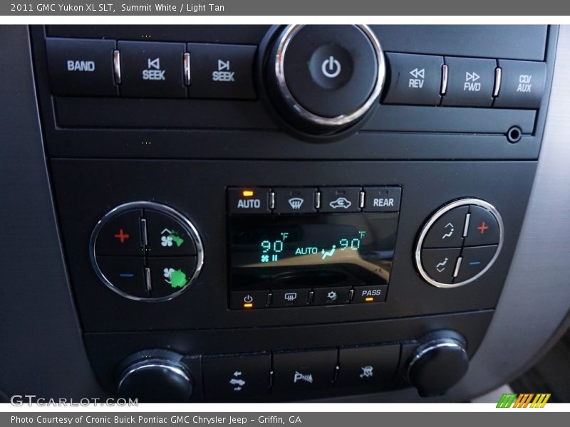 Summit White / Light Tan 2011 GMC Yukon XL SLT