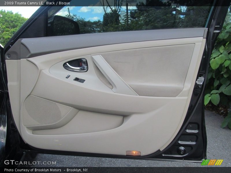 Black / Bisque 2009 Toyota Camry LE