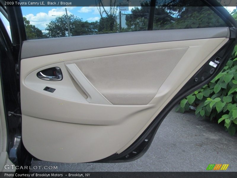 Black / Bisque 2009 Toyota Camry LE