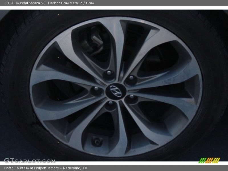 Harbor Gray Metallic / Gray 2014 Hyundai Sonata SE