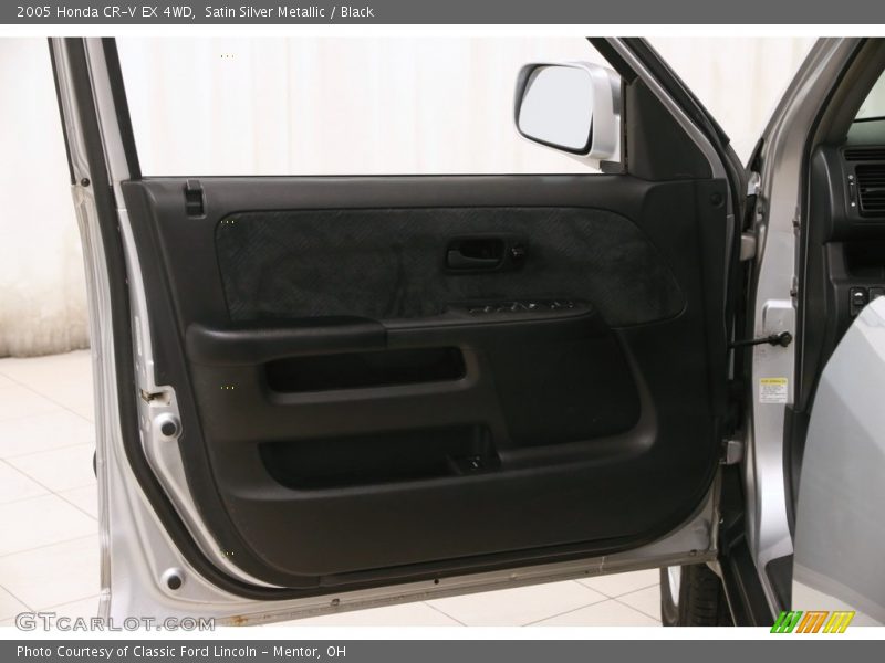 Satin Silver Metallic / Black 2005 Honda CR-V EX 4WD