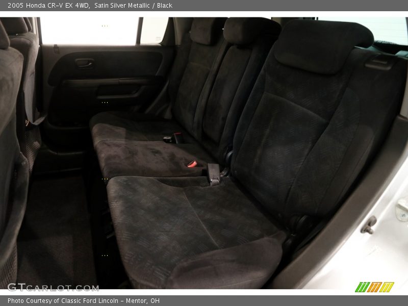 Satin Silver Metallic / Black 2005 Honda CR-V EX 4WD
