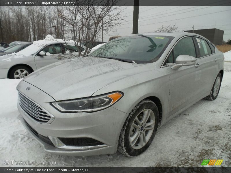 Ingot Silver / Ebony 2018 Ford Fusion SE