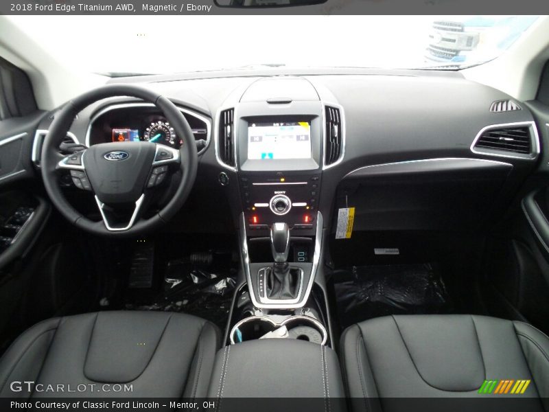 Magnetic / Ebony 2018 Ford Edge Titanium AWD