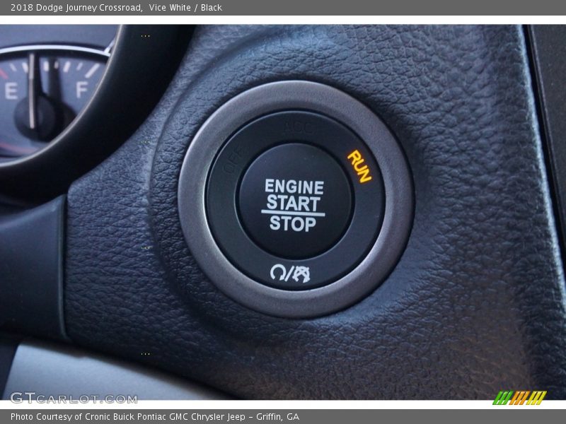 Vice White / Black 2018 Dodge Journey Crossroad