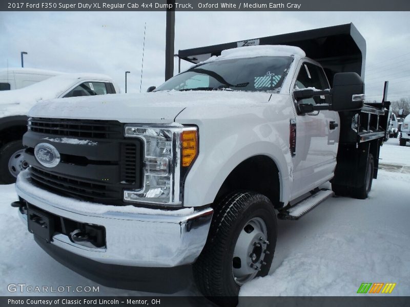 Oxford White / Medium Earth Gray 2017 Ford F350 Super Duty XL Regular Cab 4x4 Dump Truck