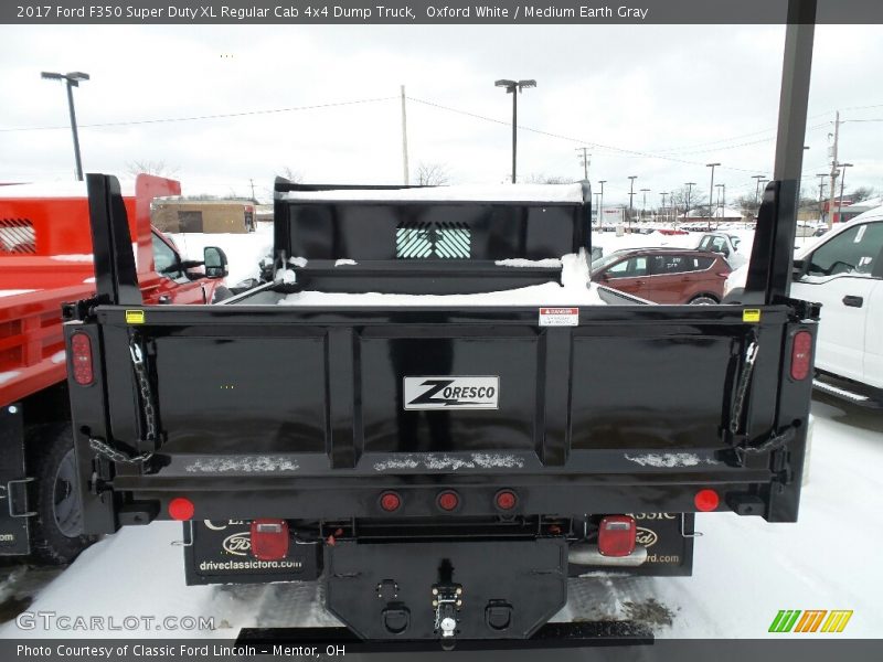 Oxford White / Medium Earth Gray 2017 Ford F350 Super Duty XL Regular Cab 4x4 Dump Truck