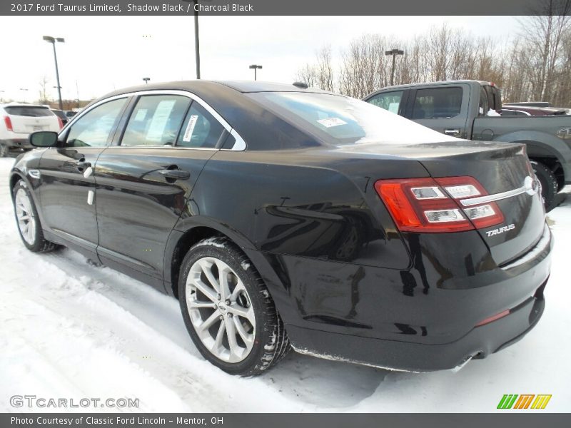 Shadow Black / Charcoal Black 2017 Ford Taurus Limited