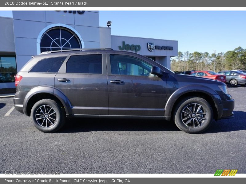 Granite Pearl / Black 2018 Dodge Journey SE