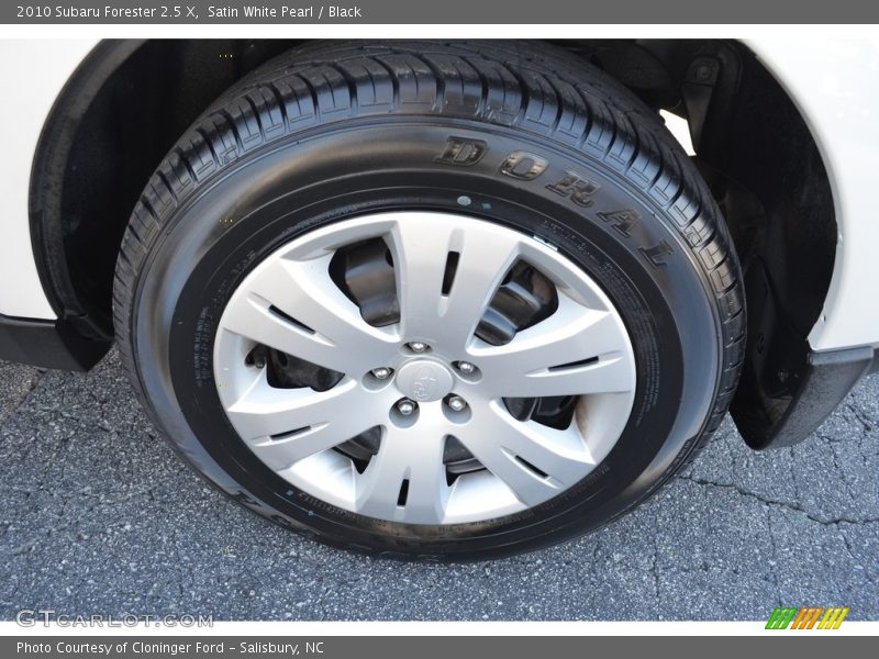 Satin White Pearl / Black 2010 Subaru Forester 2.5 X