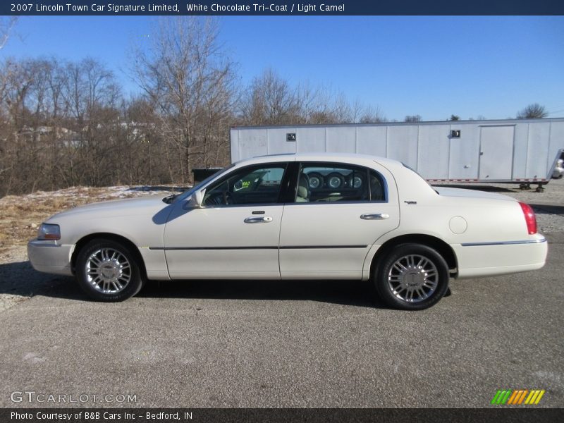 White Chocolate Tri-Coat / Light Camel 2007 Lincoln Town Car Signature Limited