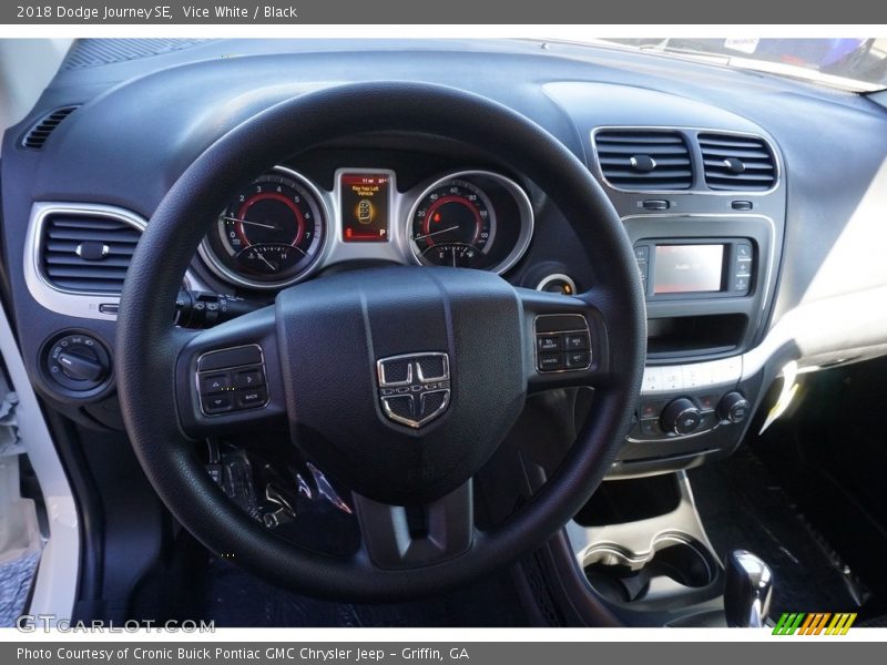 Vice White / Black 2018 Dodge Journey SE