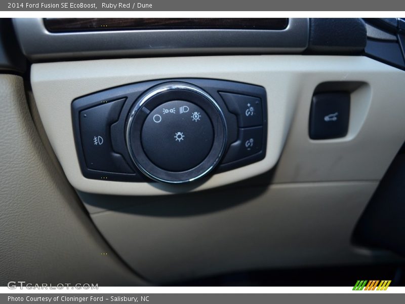 Ruby Red / Dune 2014 Ford Fusion SE EcoBoost