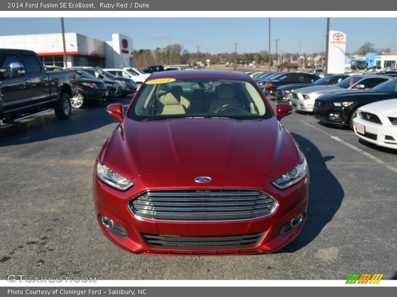 Ruby Red / Dune 2014 Ford Fusion SE EcoBoost