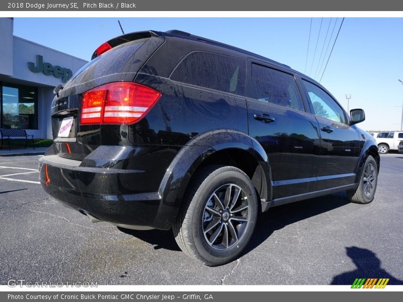 Pitch Black / Black 2018 Dodge Journey SE