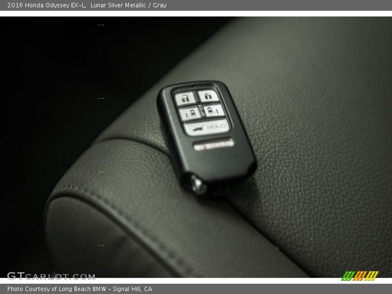Lunar Silver Metallic / Gray 2016 Honda Odyssey EX-L