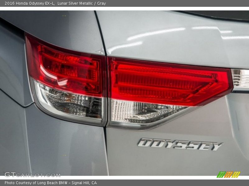 Lunar Silver Metallic / Gray 2016 Honda Odyssey EX-L