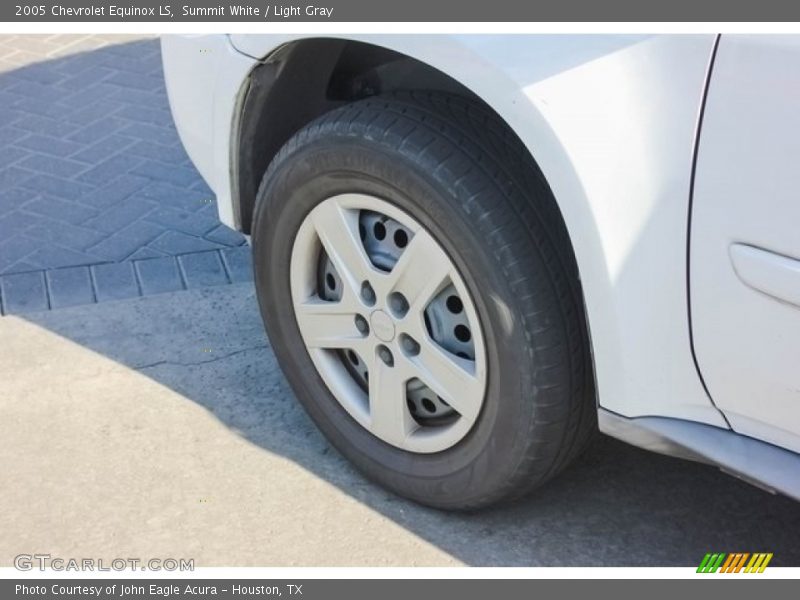 Summit White / Light Gray 2005 Chevrolet Equinox LS