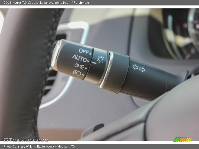 Bellanova White Pearl / Parchment 2018 Acura TLX Sedan