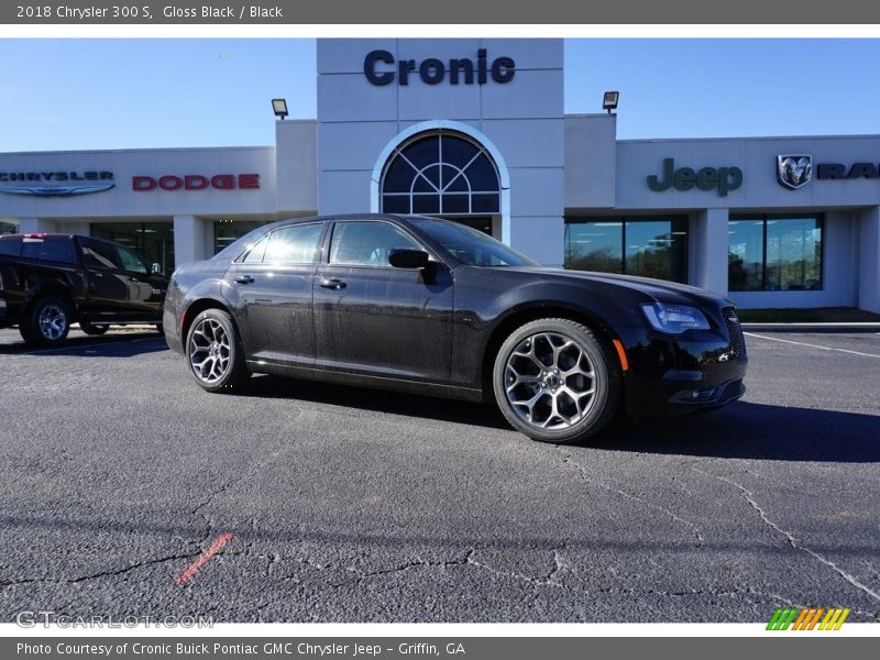 Gloss Black / Black 2018 Chrysler 300 S