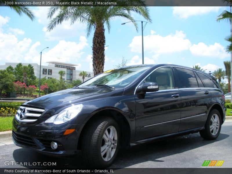 Majestic Black Metallic / Macadamia 2008 Mercedes-Benz R 350