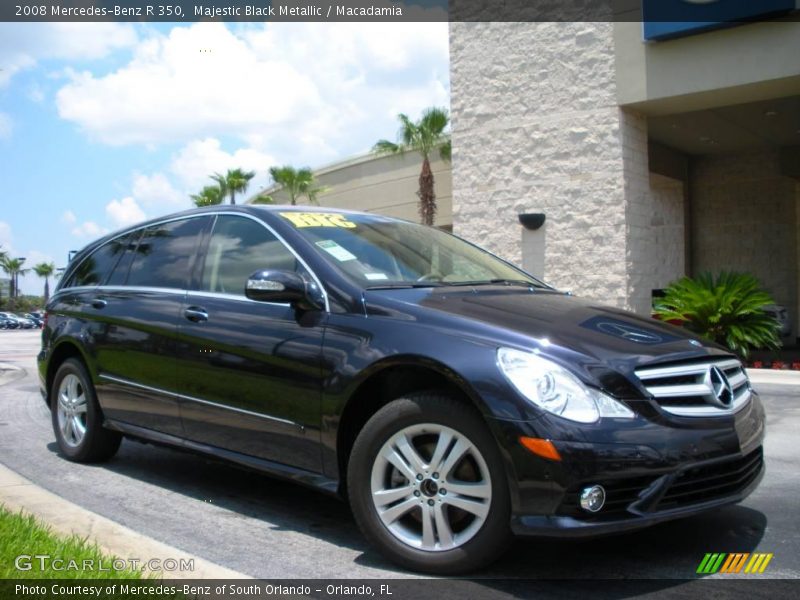 Majestic Black Metallic / Macadamia 2008 Mercedes-Benz R 350