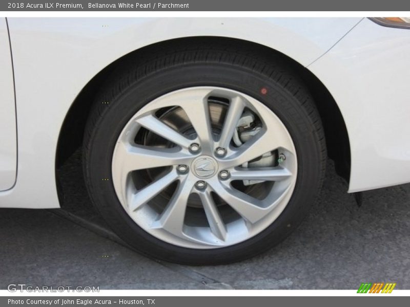 Bellanova White Pearl / Parchment 2018 Acura ILX Premium